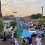 Macelly arrasta multidão recorde e está a um passo de se tornar a primeira prefeita da história de Maués.